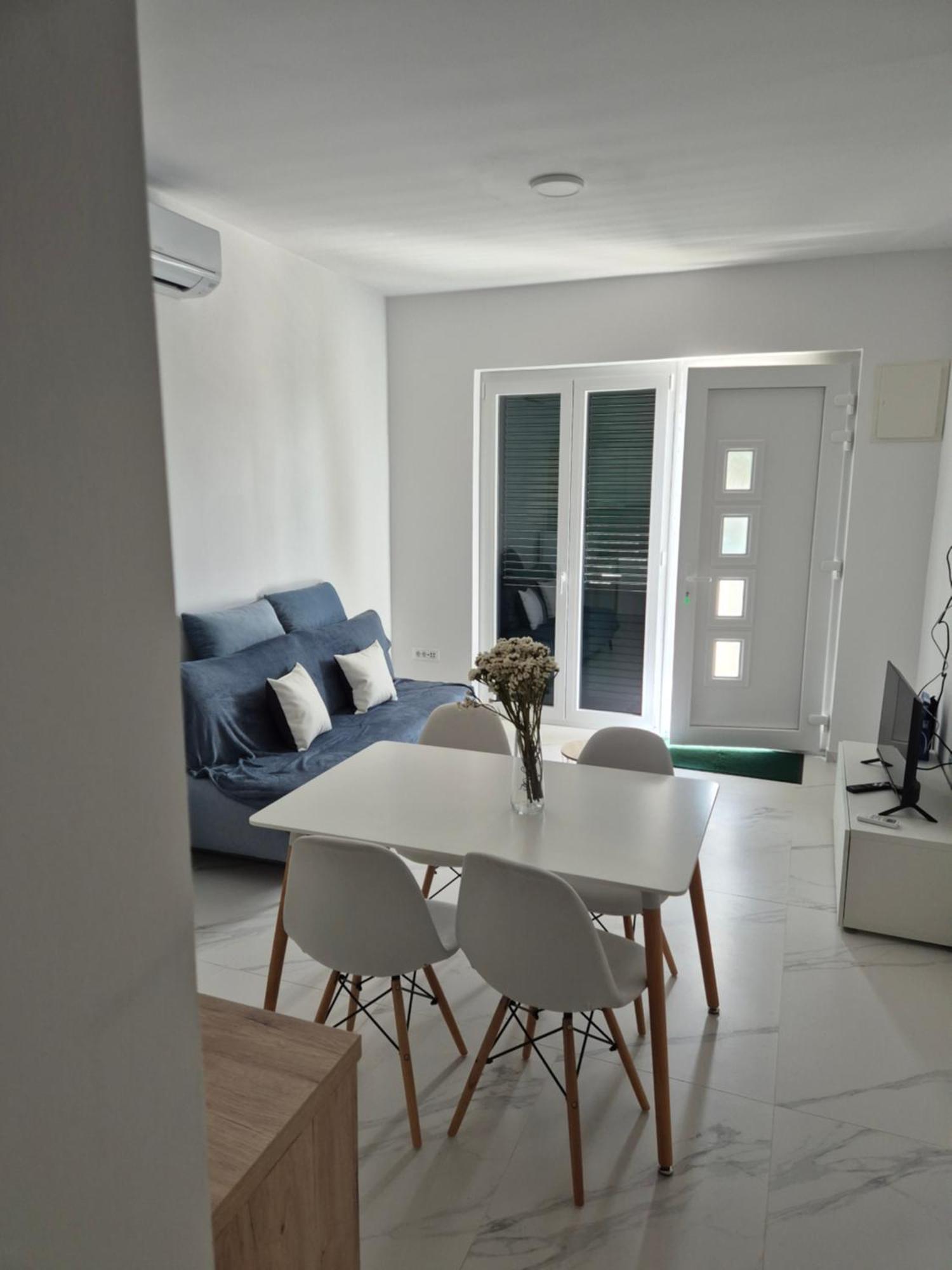 Apartman Bauer - Omis- Nemira Bilik gambar